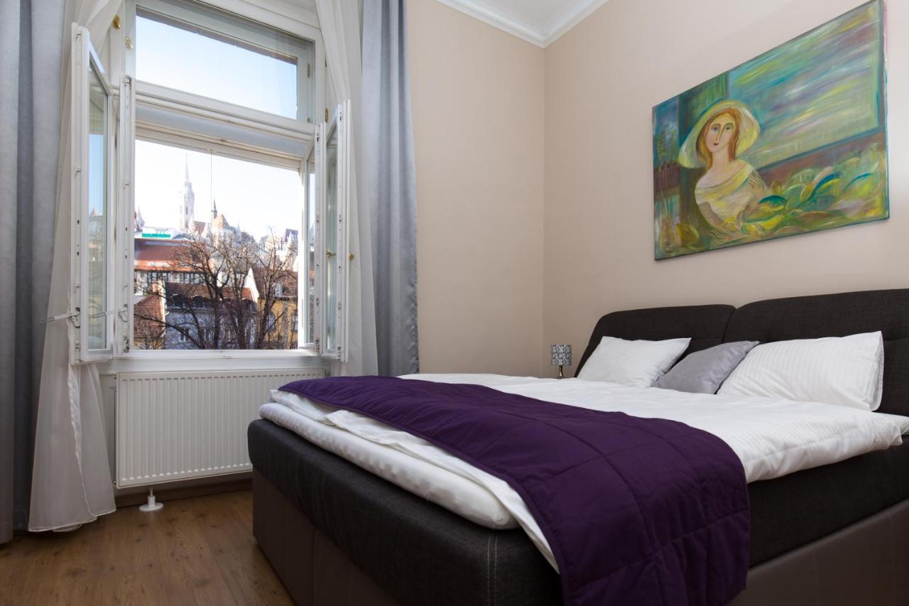 Elegant Apartment With Buda Castle View Budapesta Exterior foto