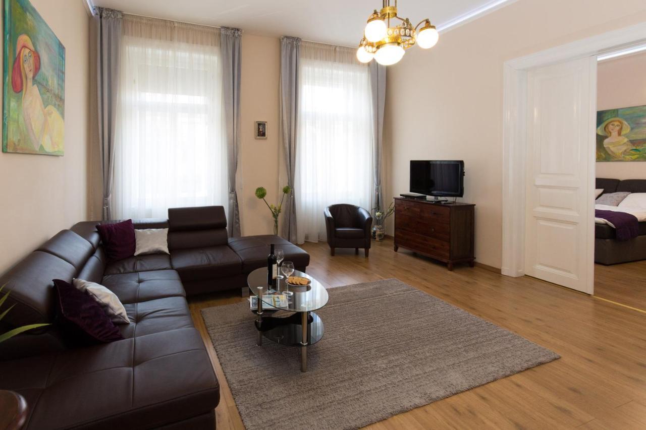 Elegant Apartment With Buda Castle View Budapesta Exterior foto